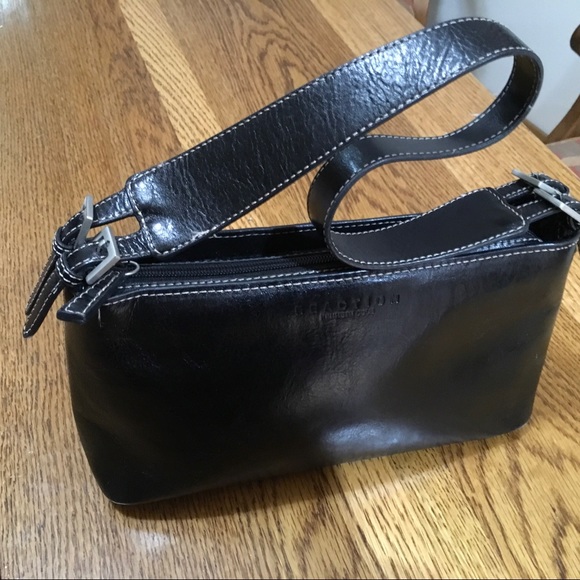Kenneth Cole reaction hand bag - Picture 2 of 3